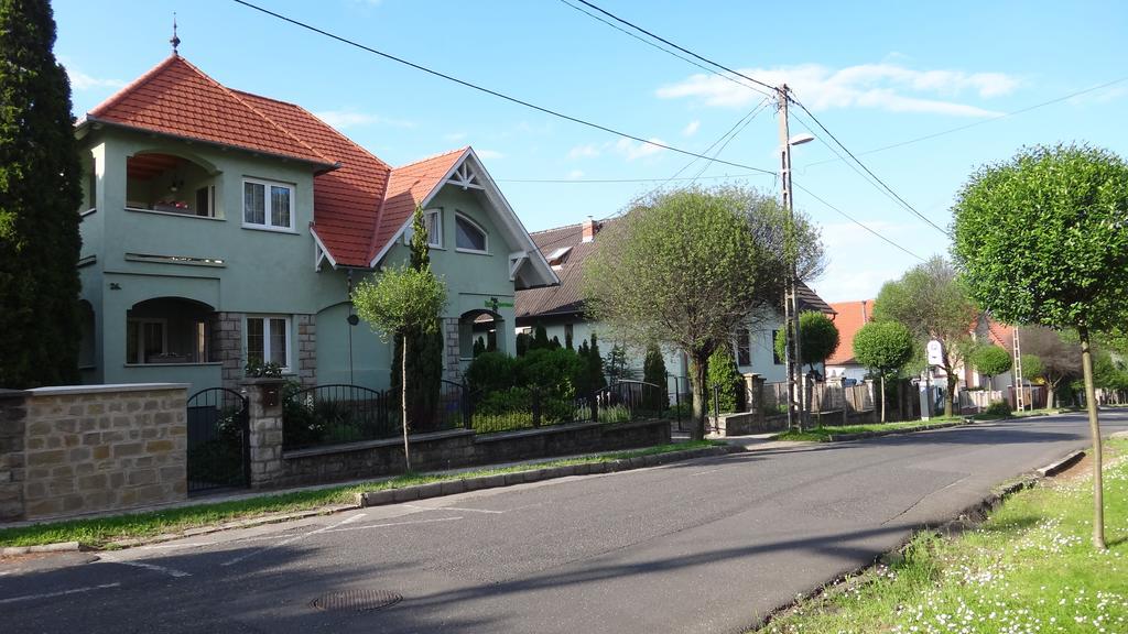 Park Apartman Hévíz Heviz Exterior foto