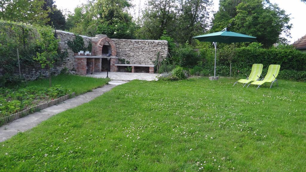 Park Apartman Hévíz Heviz Exterior foto
